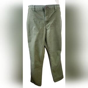 Gap~Girlfriend Khaki~Olive Green~size 10~Woman's